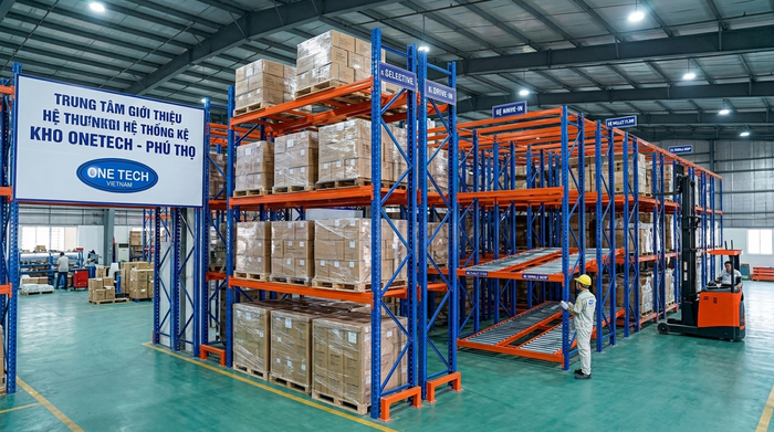 So sánh kệ Selective và kệ kho khác So sánh kệ Selective và các loại kệ kho khác tại Phú Thọ